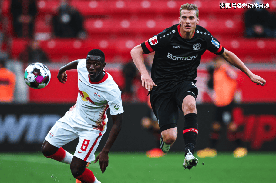 沃夫斯堡客场告捷,抢得三分跻身前列的简单介绍 沃夫斯堡客场告捷,抢得三分跻身前列的简单介绍