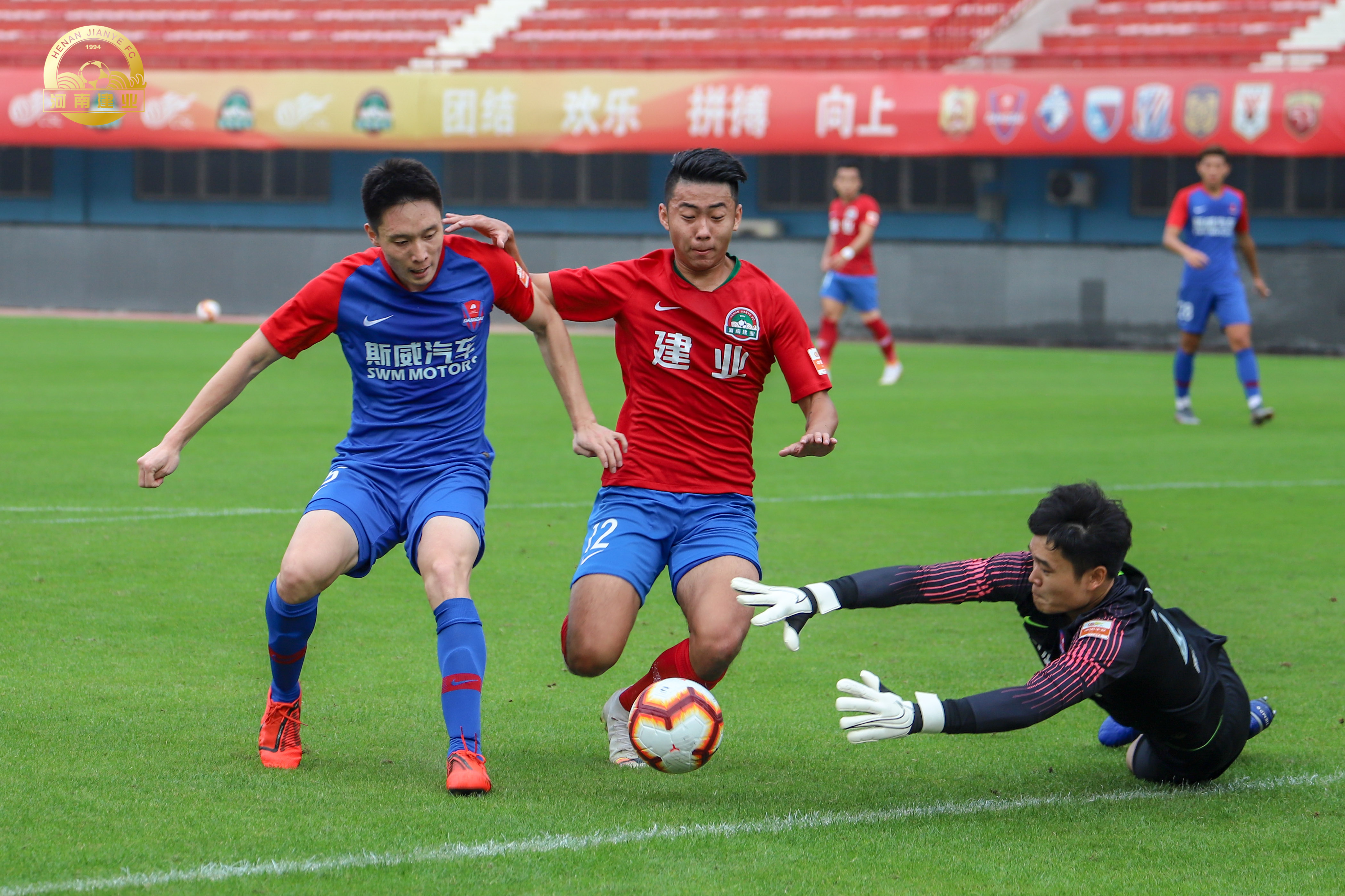 重庆斯威vs大连一方:实力对碰,胜负难料的简单介绍 重庆斯威vs大连一方:实力对碰,胜负难料的简单介绍