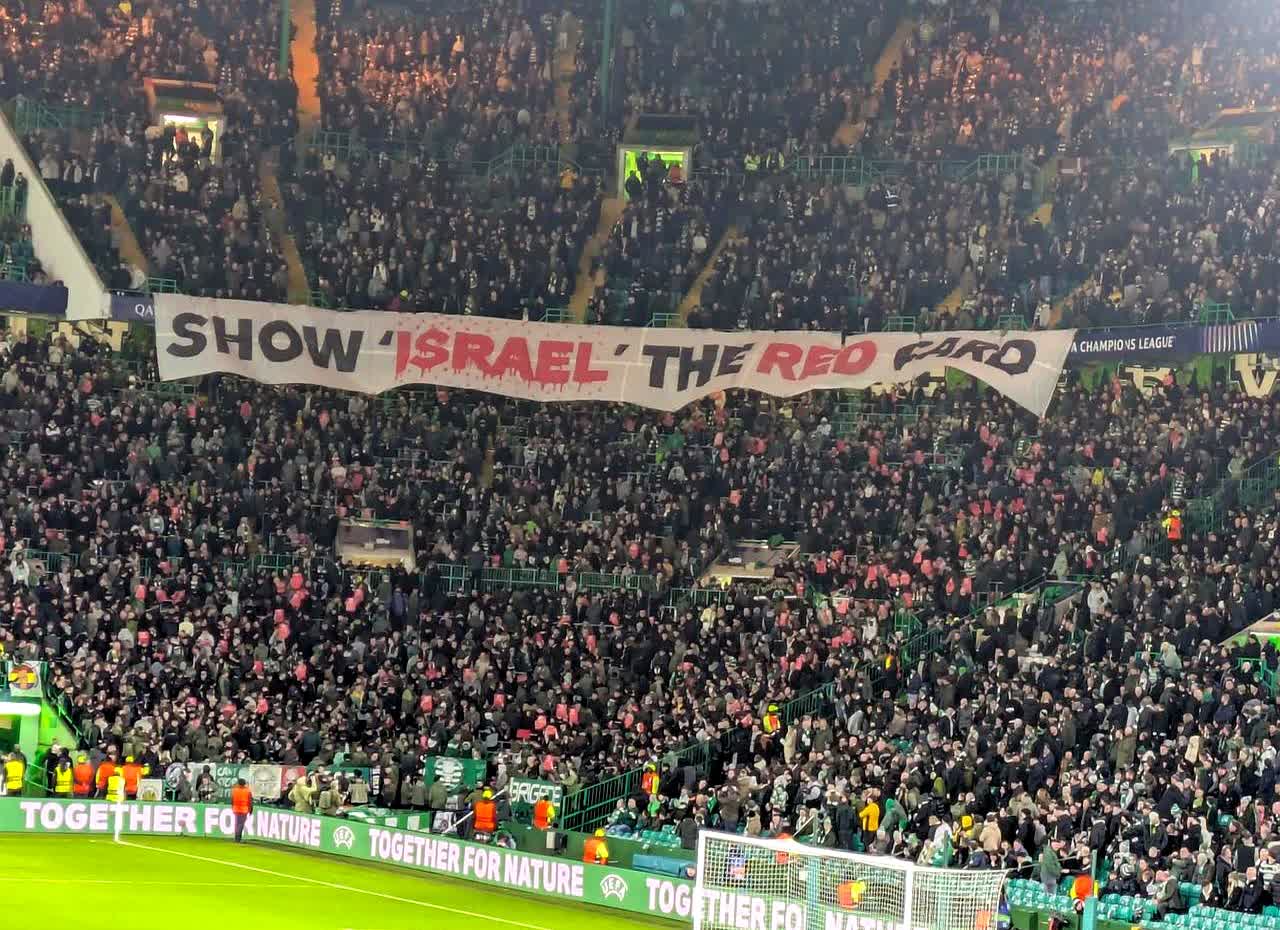 爱游戏中国官网-欧冠比赛中一场罕见雾霾影响比赛的简单介绍