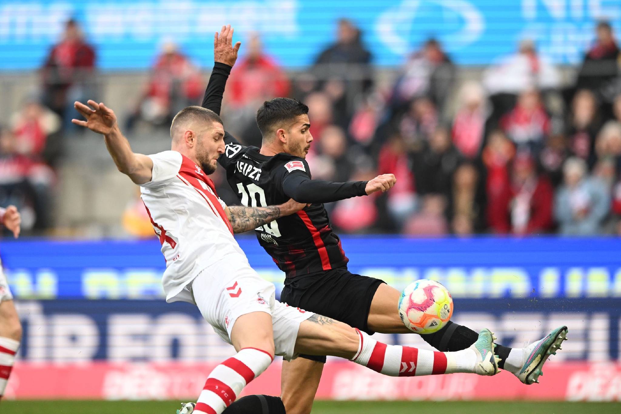 爱游戏中国官网-法兰克福中场再次入选国家队