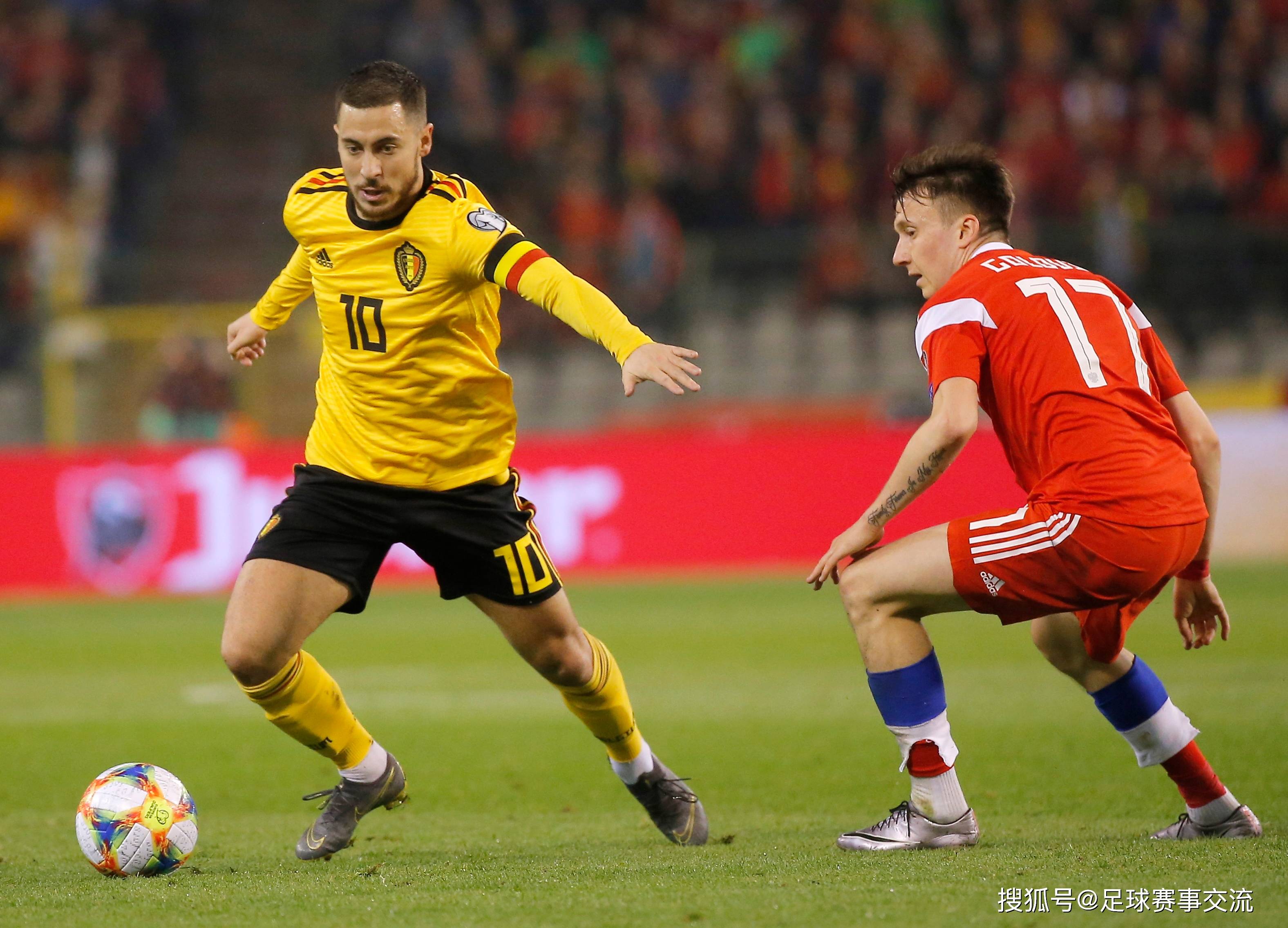 关于国际足球赛事备受瞩目,势均力敌的信息 关于国际足球赛事备受瞩目,势均力敌的信息