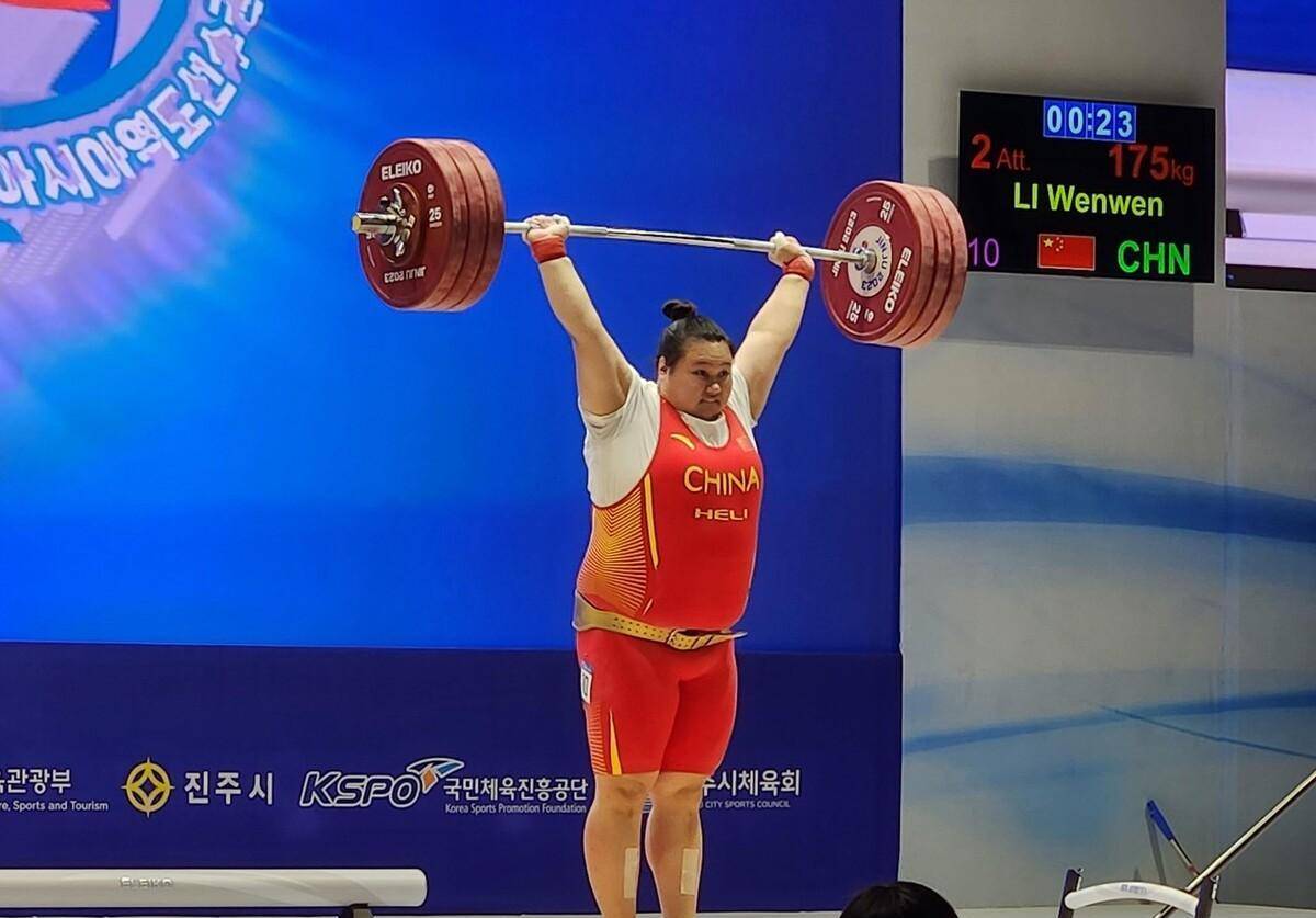 关于女子举重比赛花絮:西班牙选手夺得铜牌的信息 关于女子举重比赛花絮:西班牙选手夺得铜牌的信息