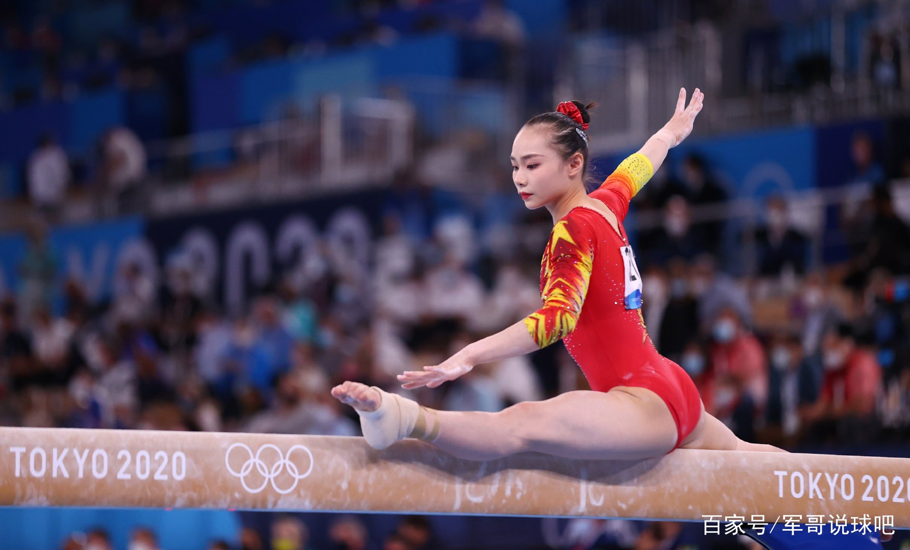 爱游戏体育直播-关于姿态优雅：体操女子决赛上动作优美的信息