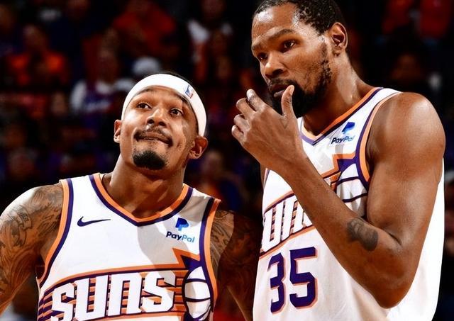 关于凯泽斯劳滑走3分,战绩不佳令球迷担忧的信息 关于凯泽斯劳滑走3分,战绩不佳令球迷担忧的信息