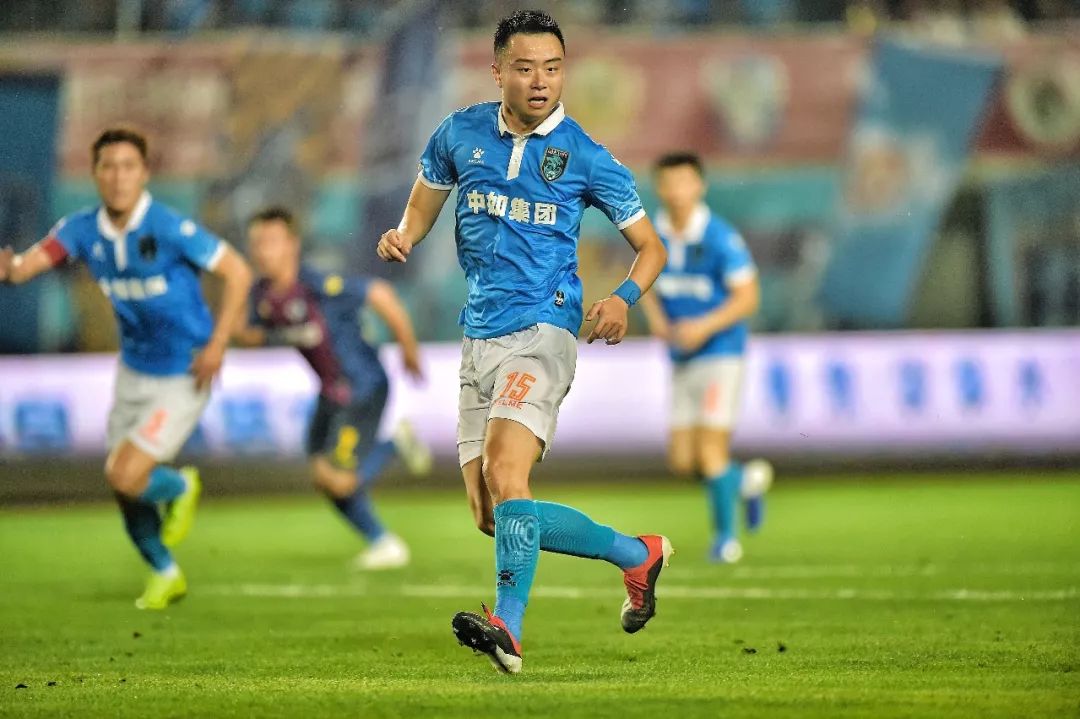 包含苏宁阵容大调整,豪取本赛季首场胜利的词条 包含苏宁阵容大调整,豪取本赛季首场胜利的词条