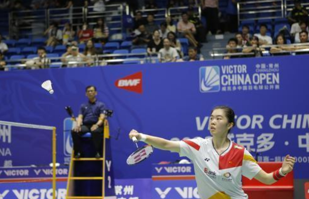 爱游戏体育直播-印度选手在羽毛球比赛中获胜