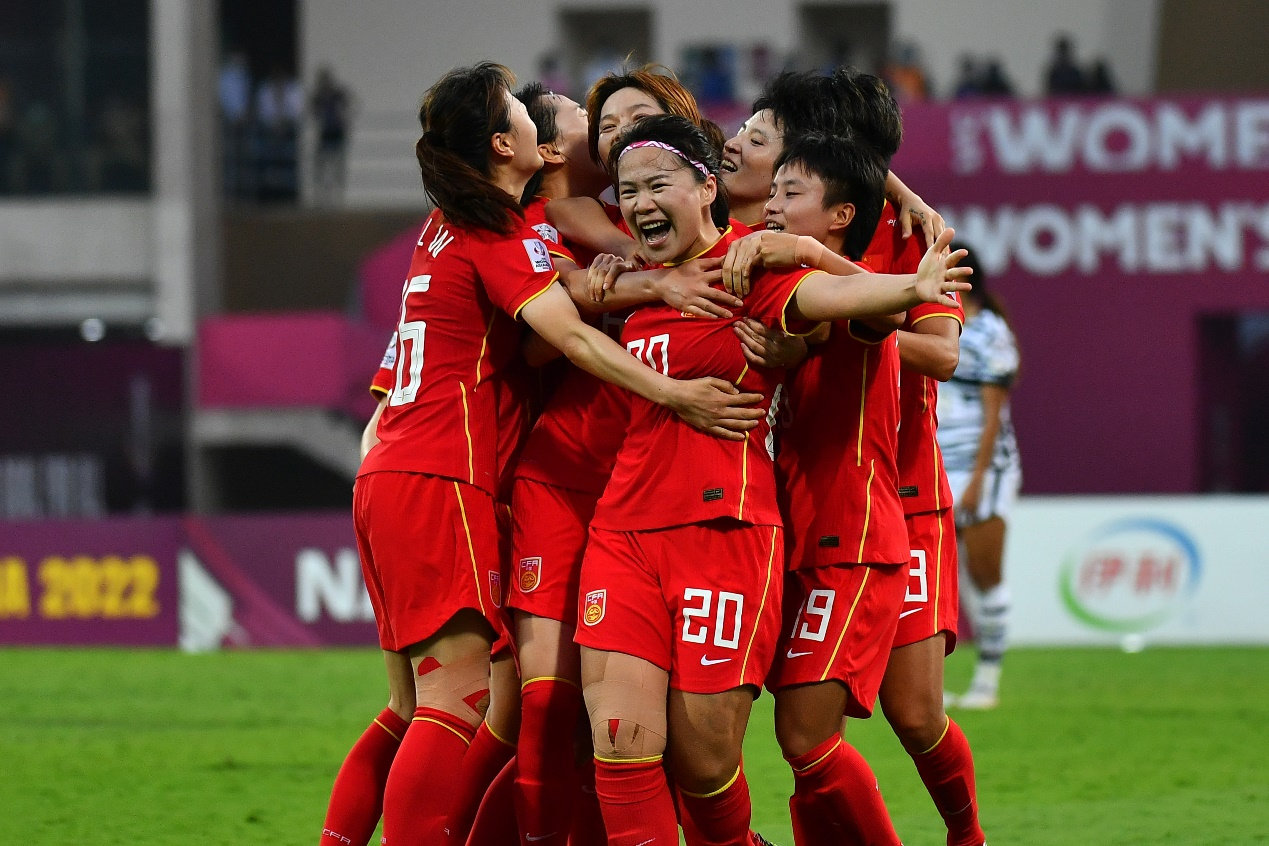 中国队在友谊赛中与澳大利亚队战平