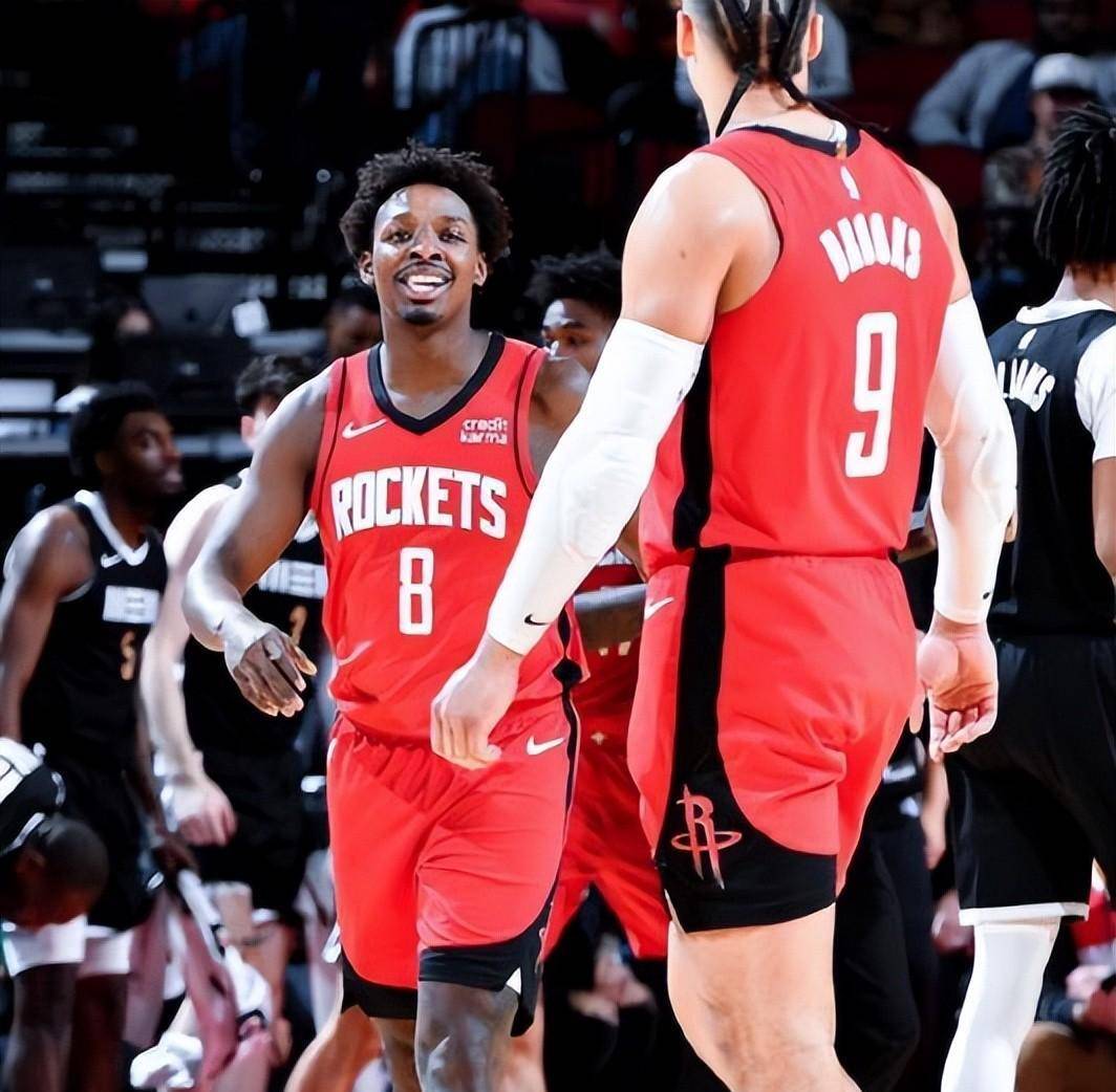 开拓者队落后一盘,恐将遭遇淘汰! 开拓者队落后一盘,恐将遭遇淘汰!