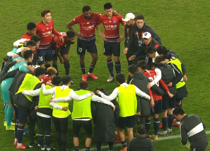 关于关键战役迎来掌声,助力球队创造历史的信息 关于关键战役迎来掌声,助力球队创造历史的信息