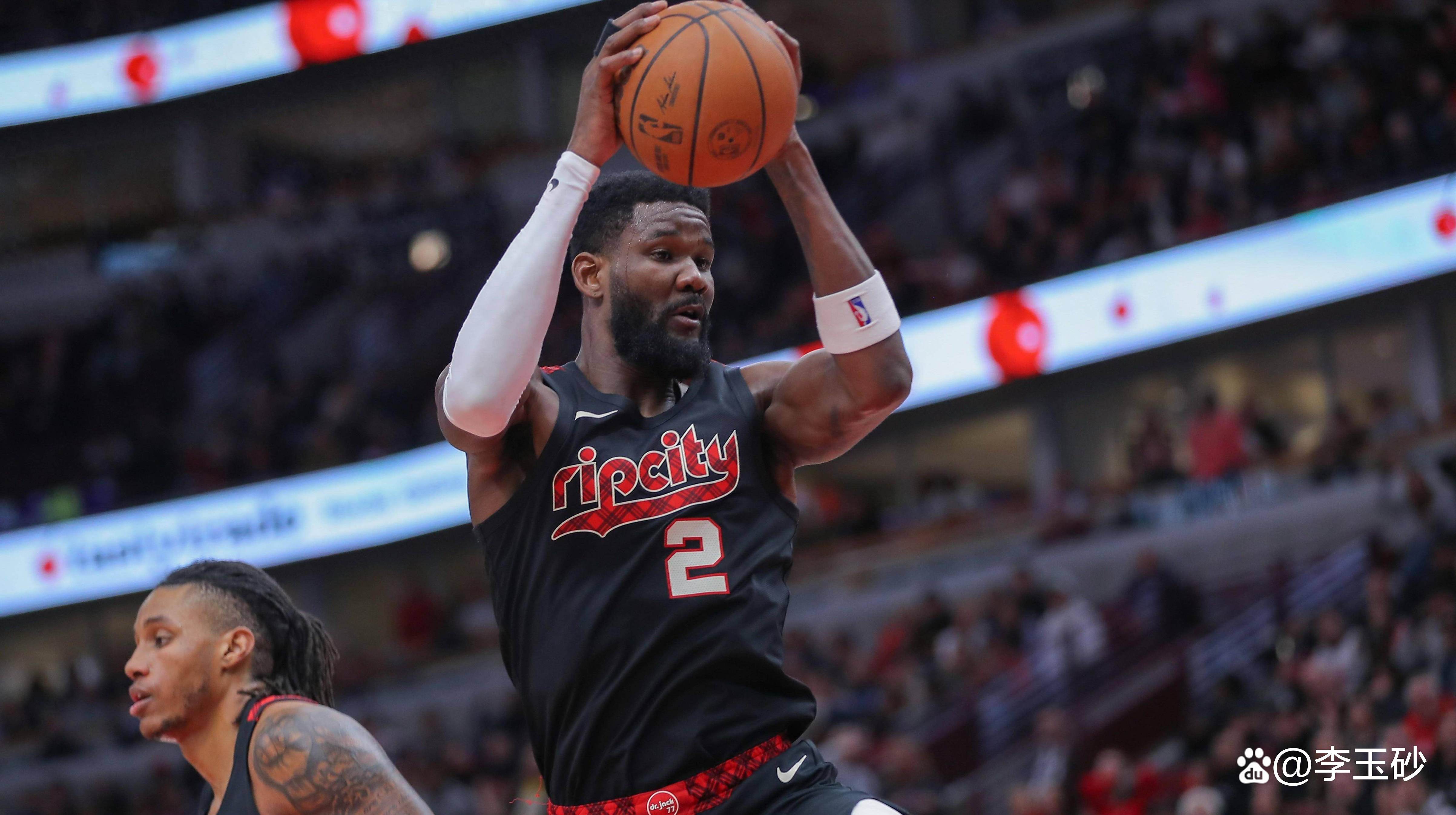 季后赛悬念降落,洛杉矶湖人惨遭淘汰 季后赛悬念降落,洛杉矶湖人惨遭淘汰