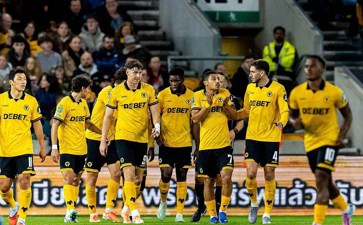 多特蒙德全队发挥出色,大胜对手晋级 多特蒙德全队发挥出色,大胜对手晋级