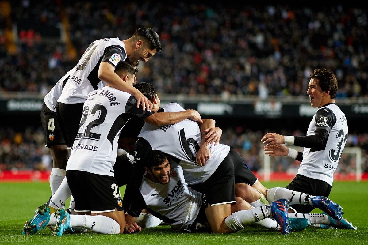 爱游戏官网-阿尔梅里亚客场全取三分，连胜劲旅！的简单介绍