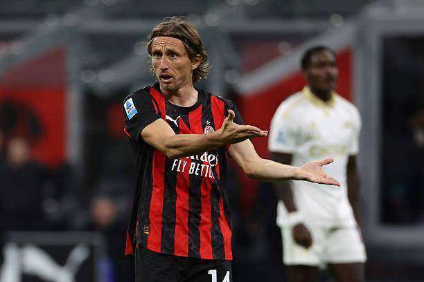 爱游戏亚洲官网-关于米兰王牌中场缺阵，客场战平意甲升班马的信息